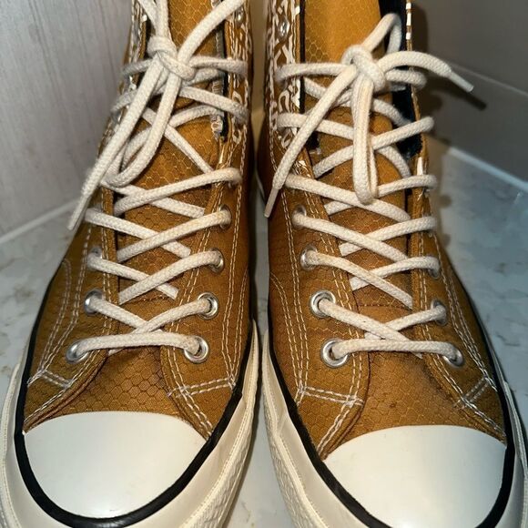 GORE-TEX High-Top Sneakers in Mustard Color and White - Picture 2 of 8